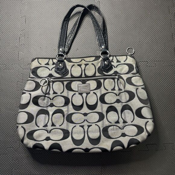 Coach Poppy Signature Black And Grey Shoulder Tote Bag - Picture 1 of 8